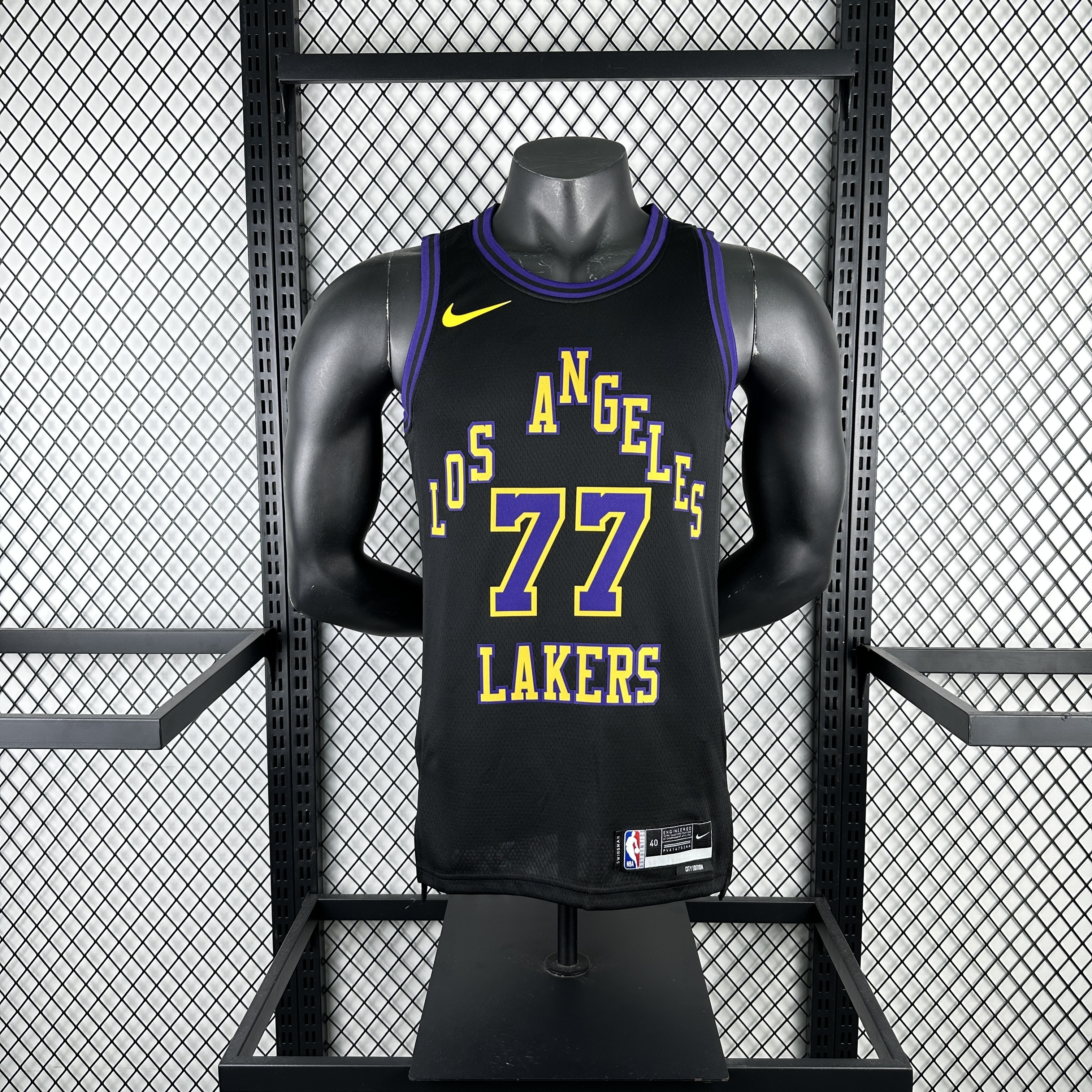 Men Los Angeles Lakers #77 Doncic black 2025 NBA  jersey->los angeles lakers->NBA Jersey